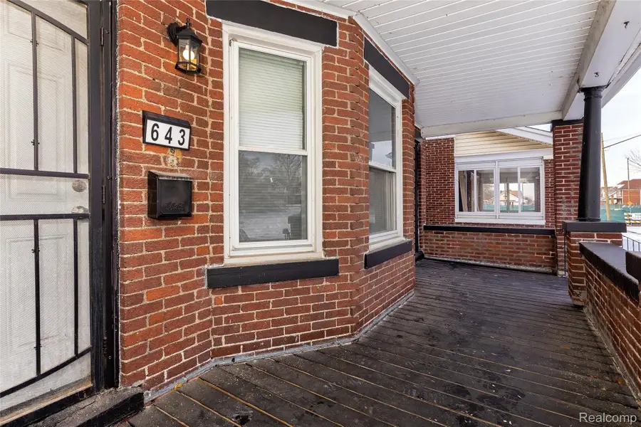 643 Navahoe Street, Detroit, MI 48215 - #2