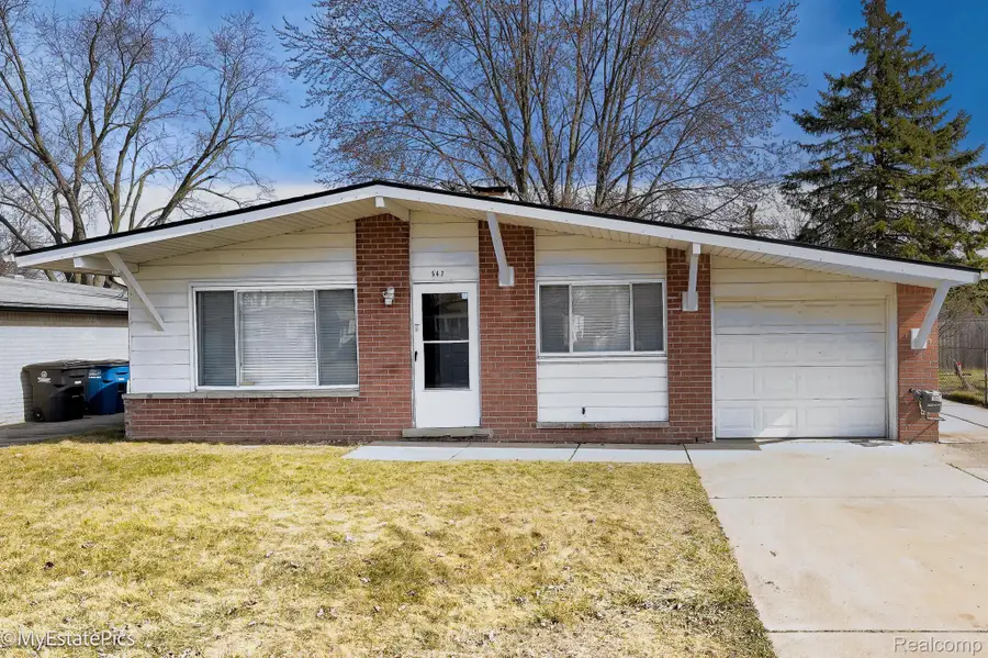 547 S Hawthorne Street, Westland, MI 48186 - #2