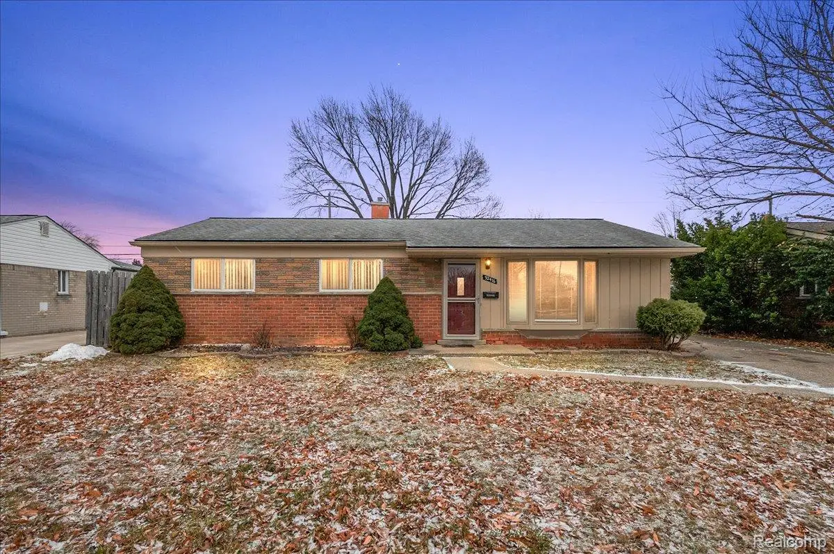 32416 Exeter Drive, Warren, MI 48092 - #1