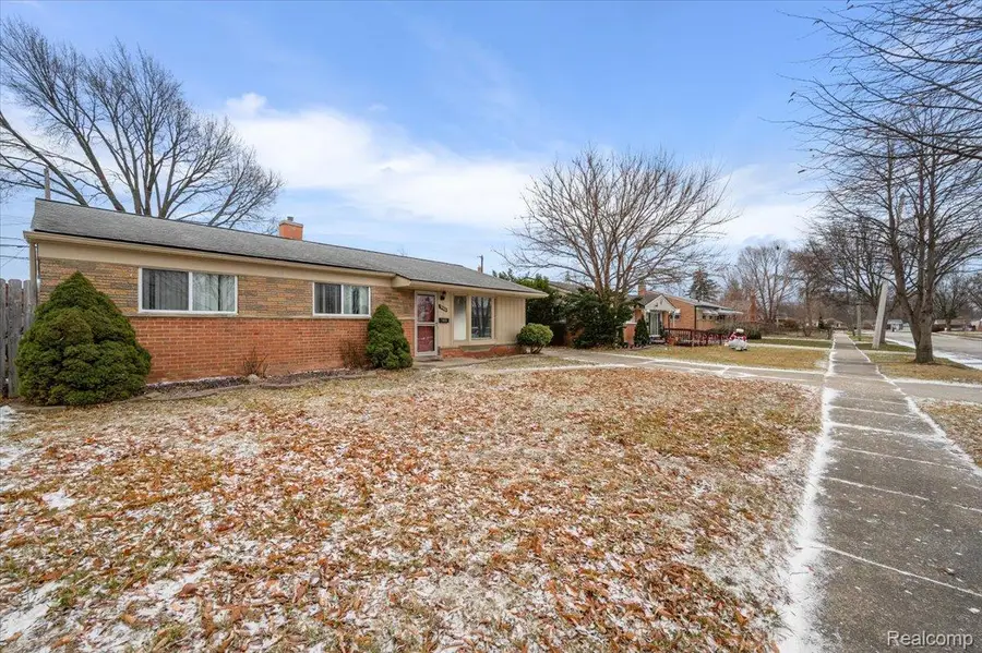 32416 Exeter Drive, Warren, MI 48092 - #3