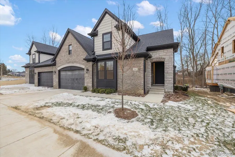 2044 Breckenridge Court, Rochester Hills, MI 48307 - #3
