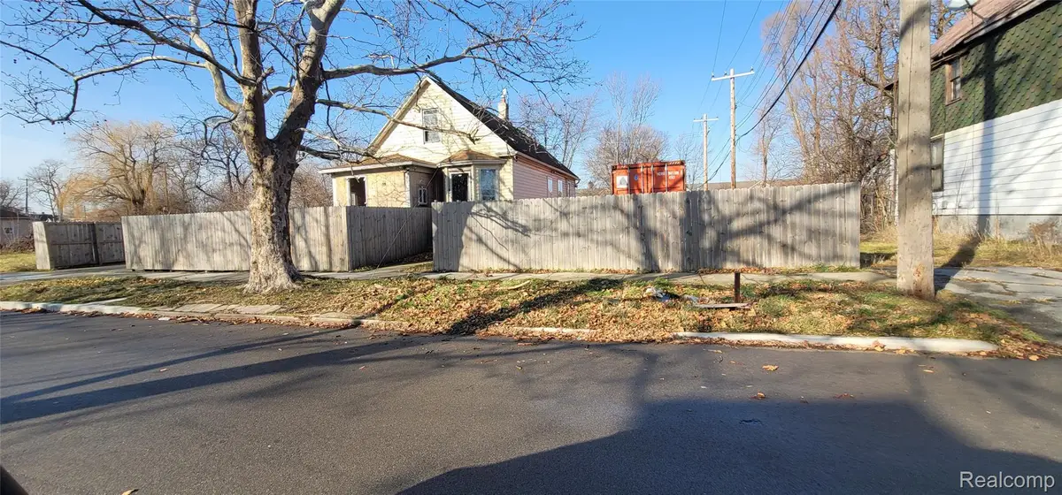 987 E Philadelphia Street, Detroit, MI 48211 - #1