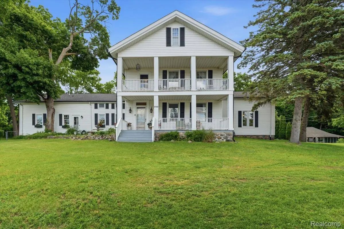 549 Grixdale Lane, Waterford, MI 48328 - #1