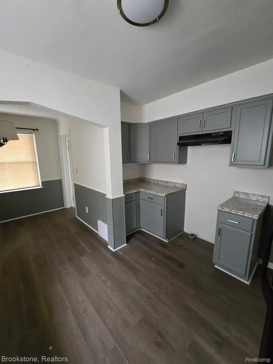 20510 Gilchrist Street, Detroit, MI 48235 - #2