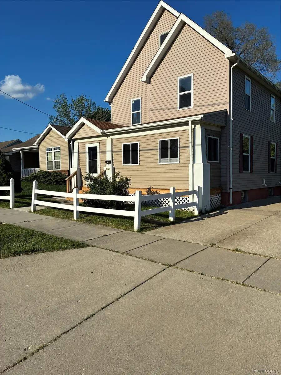 1214 Root Street, Flint, MI 48503 - #2