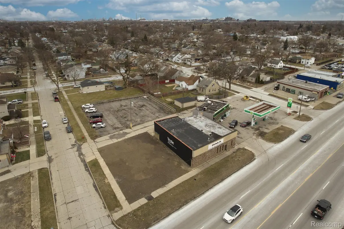722 Southfield Road, Lincoln Park, MI 48146 - #1