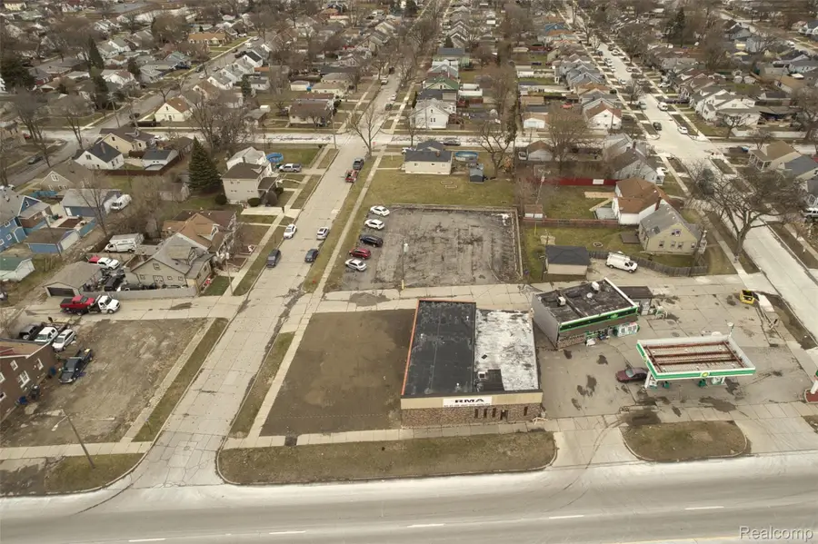 722 Southfield Road, Lincoln Park, MI 48146 - #3