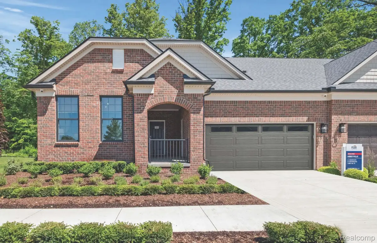 55834 Oak Pointe Drive, Shelby, MI 48315 - #1