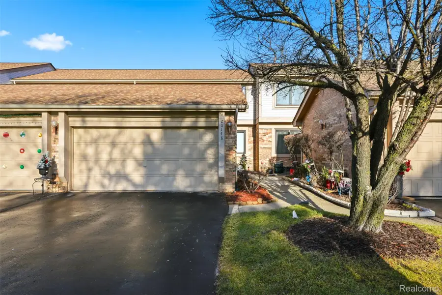 20148 Evergreen Meadows Road, Southfield, MI 48076 - #2