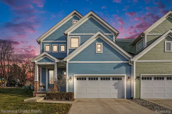 301 River Wood Trail, Milford, MI 48381