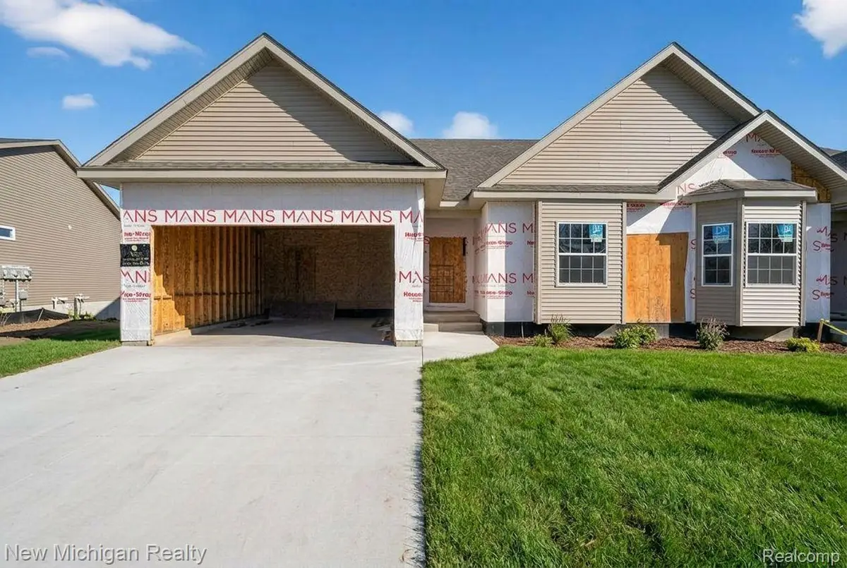 13183 Harbor Landings Drive #103, Fenton, MI 48430 - #1
