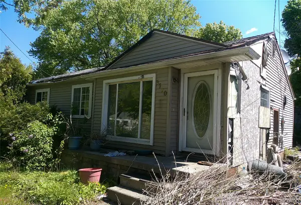 3710 Kellar Avenue, Flint, MI 48504