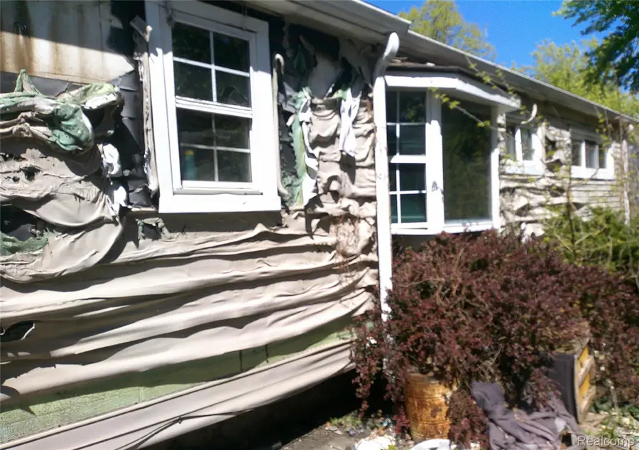3710 Kellar Avenue, Flint, MI 48504 - #2