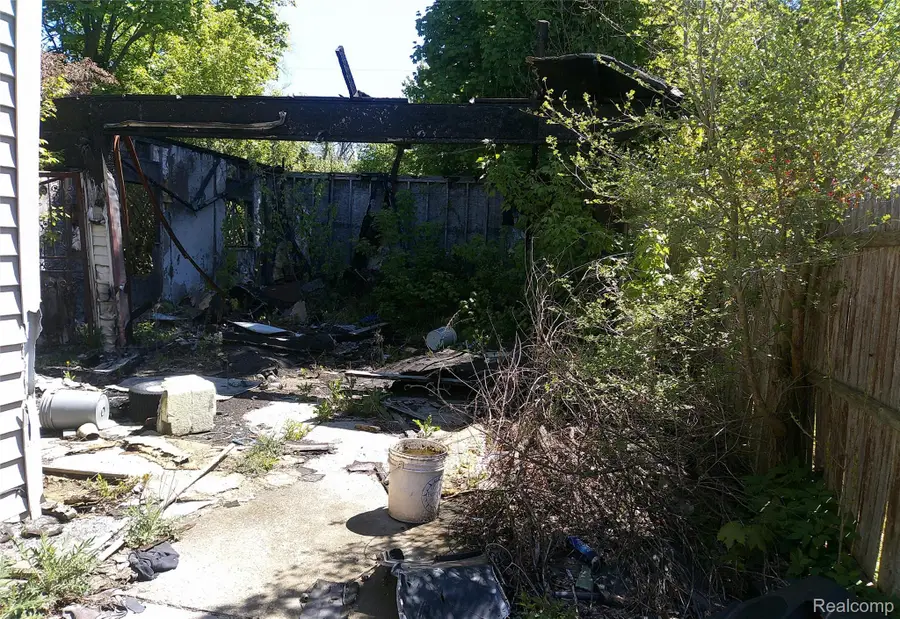 3710 Kellar Avenue, Flint, MI 48504 - #3