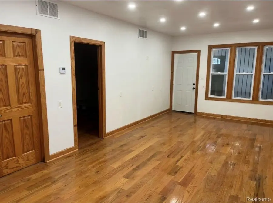 17333 Fenelon Street, Hamtramck, MI 48212 - #2