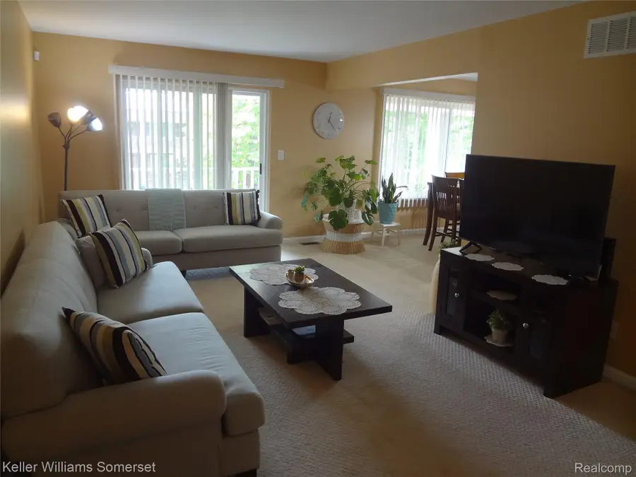 29626 Hoover Road #626, Warren, MI 48093 - #2