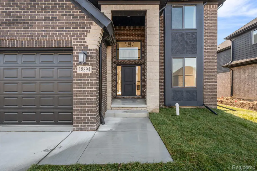 18894 Via Firenze Drive, Macomb, MI 48044 - #3