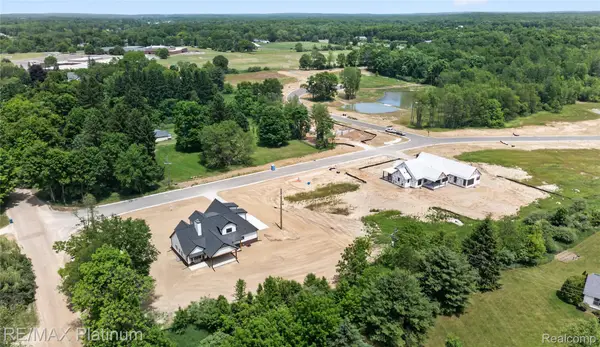 V/L Lot #2 Sweetheart Lane, Brighton, MI 48114