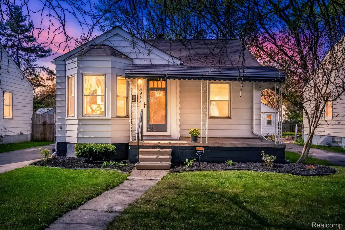 18948 Kenosha Street, Harper Woods, MI 48225 - #1