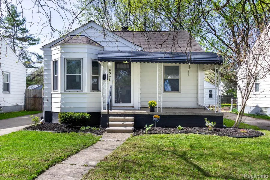 18948 Kenosha Street, Harper Woods, MI 48225 - #2