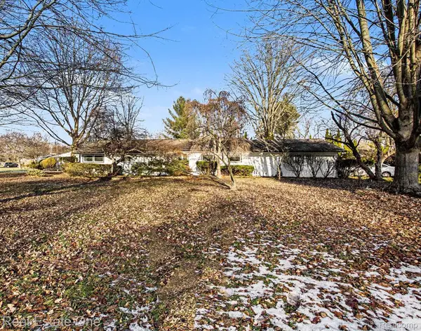 7251 Cottonwood Knoll, WestBloomfield, MI 48322