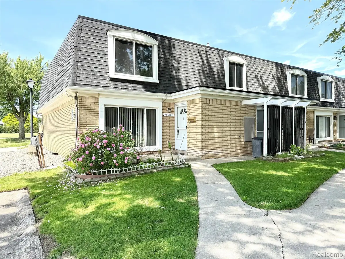 29960 City Center Drive #1, Warren, MI 48093 - #1