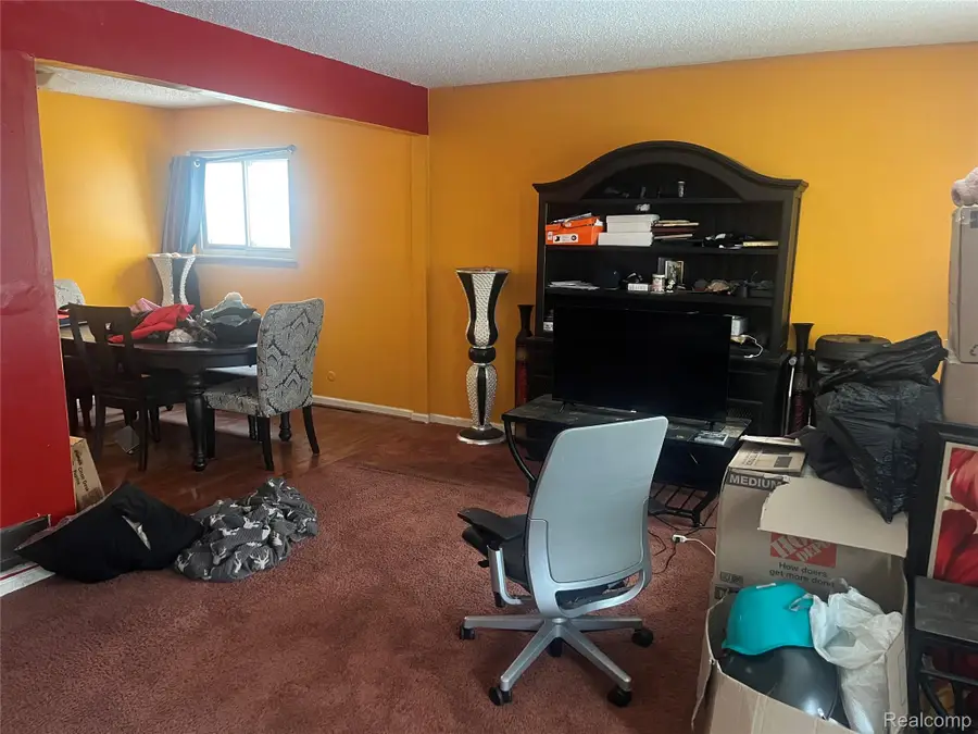 4910 Westpoint Street, Dearborn Heights, MI 48125 - #2