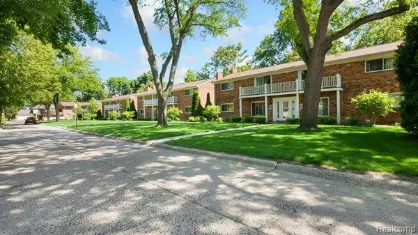 516 Neff Lane Lane, Grosse Pointe, MI 48230 - #1