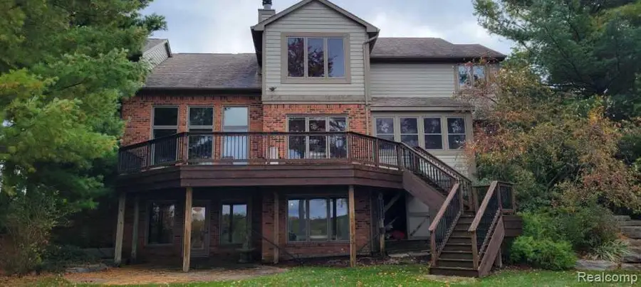 768 Shrewsbury Drive, Clarkston, MI 48348 - #2
