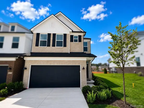 5570 East Spaniel Drive, AnnArbor, MI 48108