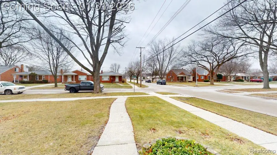 20201 Lochmoor Street, Harper Woods, MI 48225 - #3