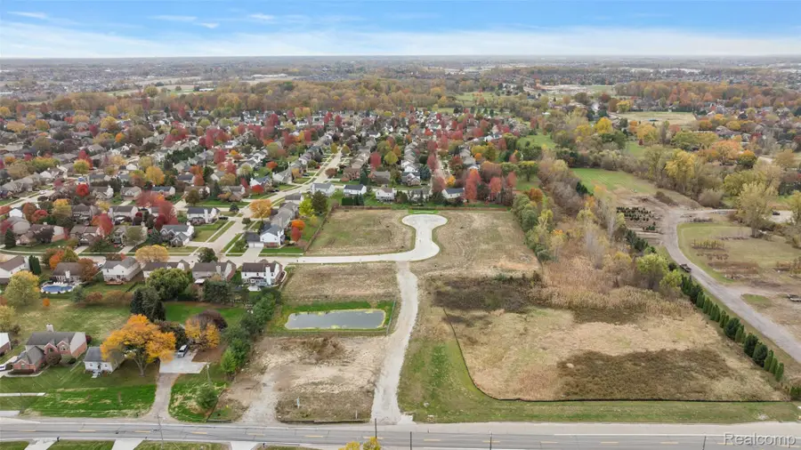 17824 Biscayne Drive, Macomb, MI 48042 - #3