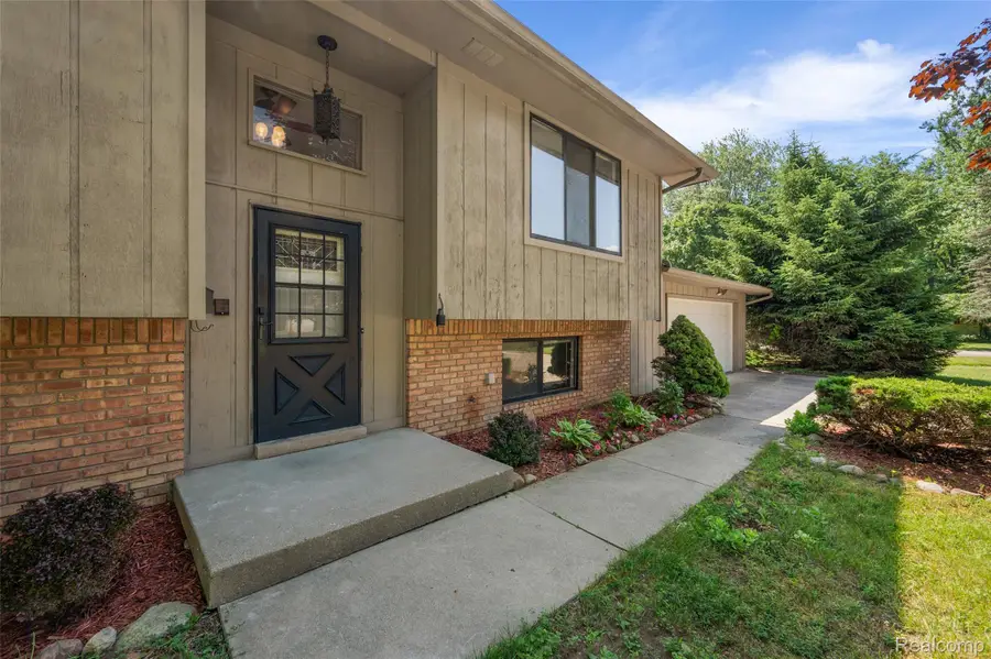 7427 Emerson, Washington, MI 48094 - #3