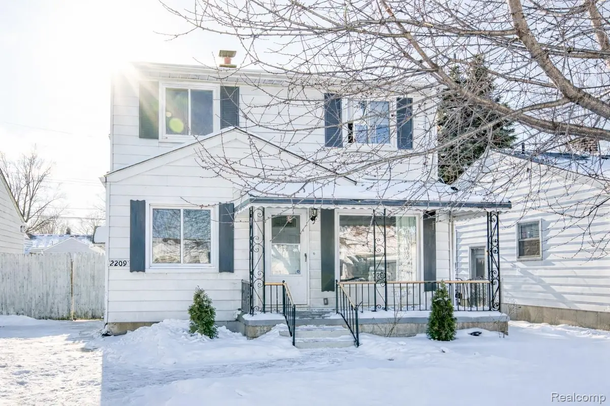 2209 Progress Avenue, Lincoln Park, MI 48146 - #1