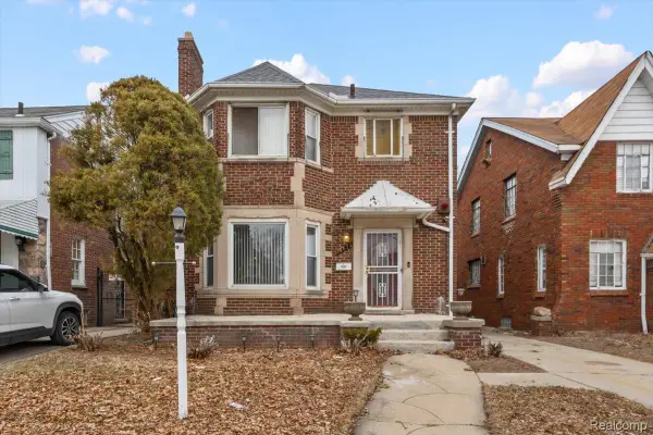 18623 Roselawn Street Nw, Detroit, MI 48221