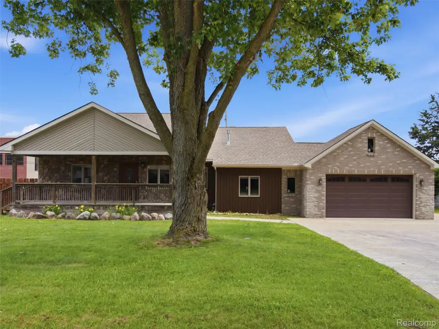 58106 Delmar, Washington, MI 48094 - #2