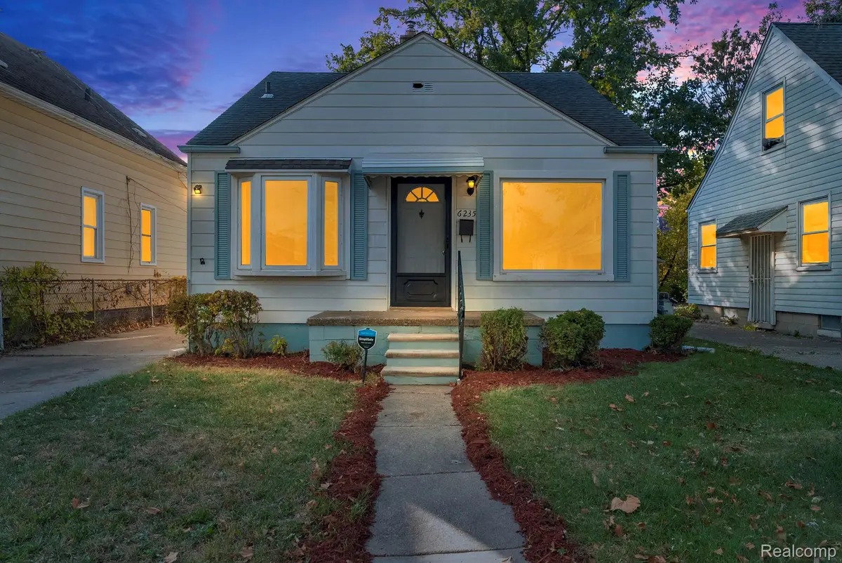 6235 Rosemont Avenue, Detroit, MI 48228 - #1