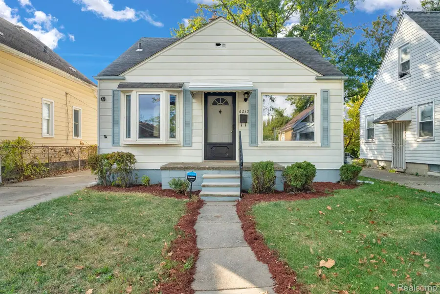 6235 Rosemont Avenue, Detroit, MI 48228 - #2