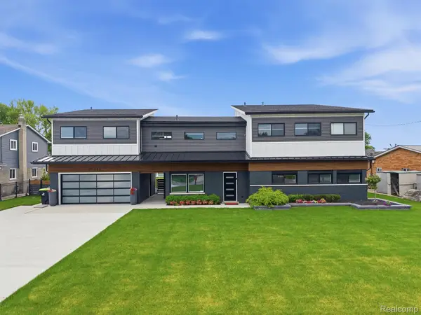 37645 Lakeville Street, HarrisonTownship, MI 48045