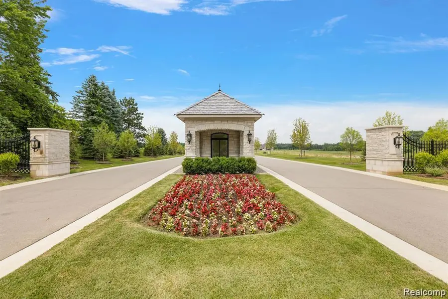 1583 Vista Drive, Oakland, MI 48363 - #3