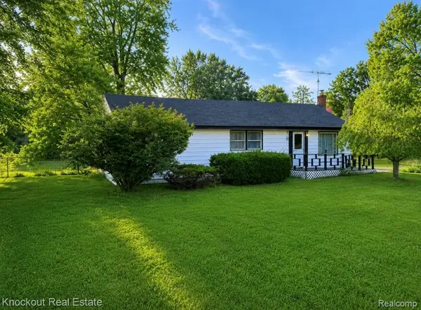 7151 Estrelle Avenue, MtMorris, MI 48458