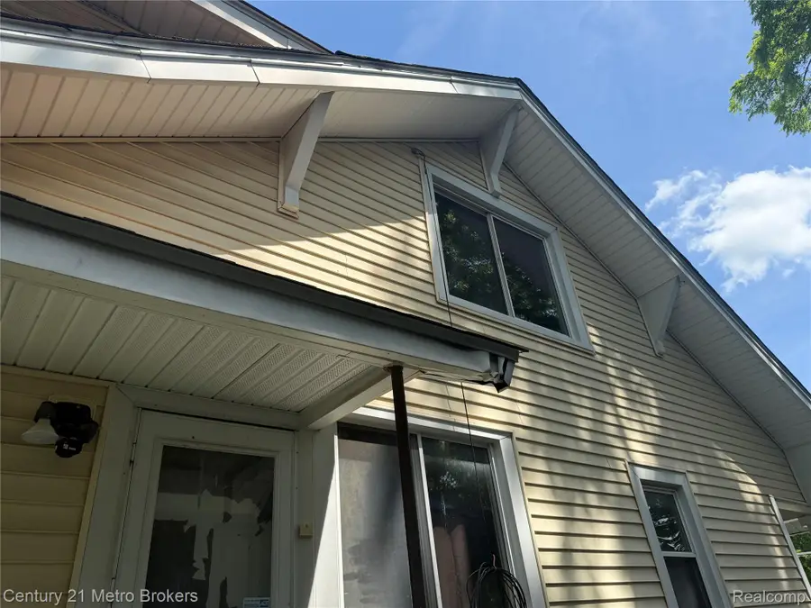 2217 Maryland Avenue, Flint, MI 48506 - #3