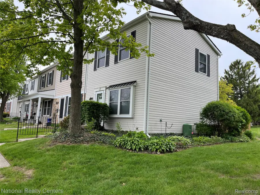 1200 Marseille Court #101, Rochester Hills, MI 48307 - #2