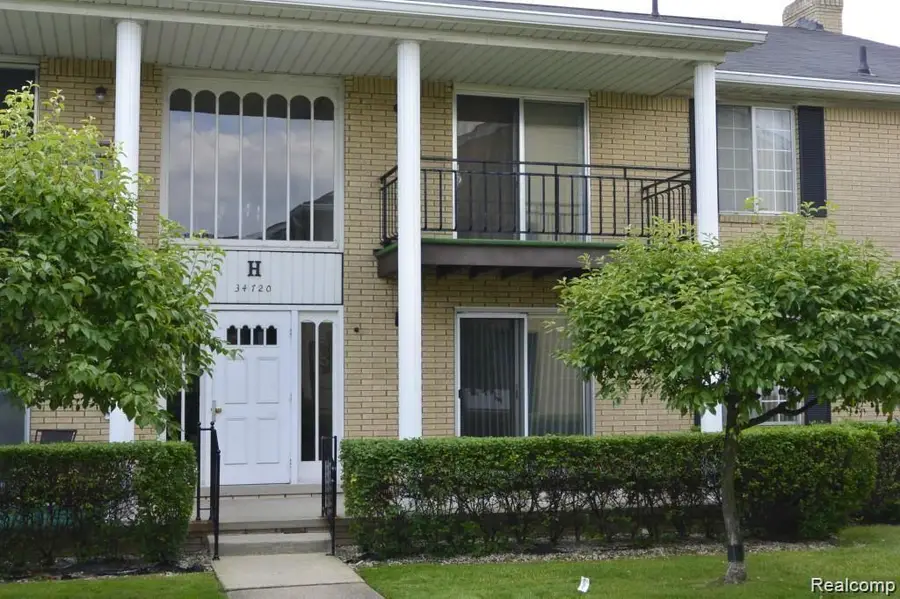 34720 Huntley Drive #22, Sterling Heights, MI 48312 - #3
