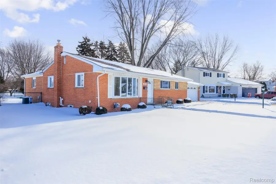 36610 Tessens Drive, Clinton Township, MI 48035 - #3