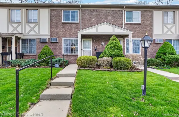 61315 Heritage Boulevard #4, SouthLyon, MI 48178