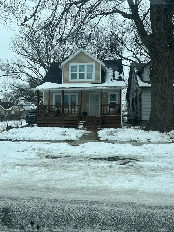 16233 San Juan Drive, Detroit, MI 48221