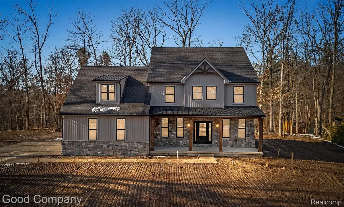 640 Sunnybeach Drive, White Lake, MI 48386 - #1
