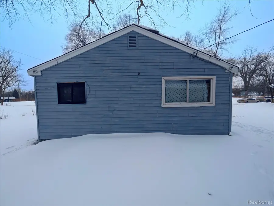 15344 Blackstone Street, Detroit, MI 48223 - #3