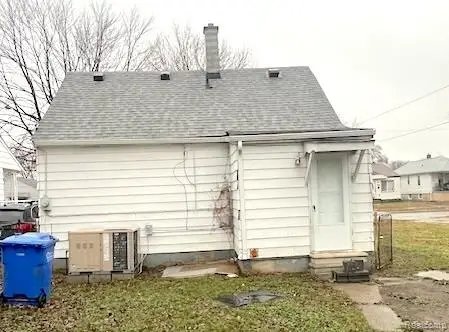 7228 Orchard Avenue, Warren, MI 48091 - #2